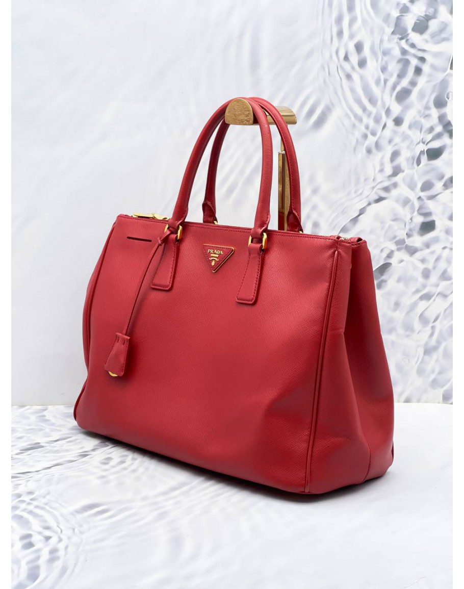 Prada bn1786 cheap